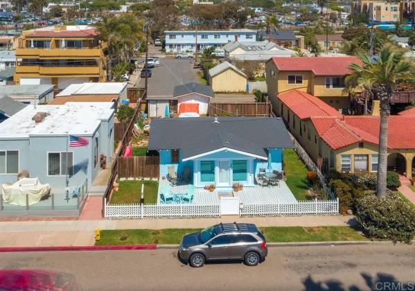 304 Pacific St, Oceanside, California, United States 92054, 2 Bedrooms Bedrooms, ,For sale,Pacific St,200005445