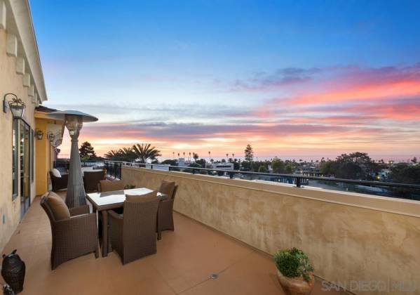 1020 Genter Street, La Jolla, California, United States 92037, 3 Bedrooms Bedrooms, ,2 BathroomsBathrooms,For sale,Genter Street,200005513