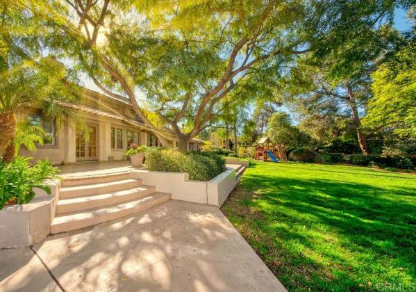 16969 Mimosa Pl, Rancho Santa Fe, California, United States 92067, 4 Bedrooms Bedrooms, ,1 BathroomBathrooms,For sale,Mimosa Pl,200005534