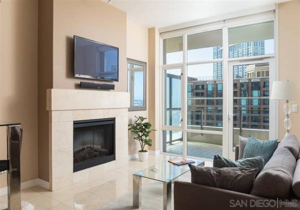 550 Front Street, San Diego, California, United States 92101, 2 Bedrooms Bedrooms, ,For sale,Front Street,200005563