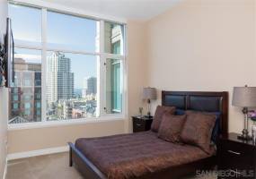 550 Front Street, San Diego, California, United States 92101, 2 Bedrooms Bedrooms, ,For sale,Front Street,200005563