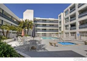 910 Pacific, Oceanside, California, United States 92054, 2 Bedrooms Bedrooms, ,For sale,Pacific,200005575