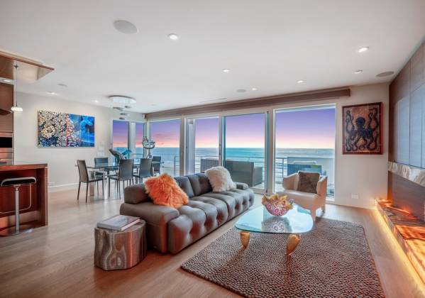 1750 Ocean Front, Del Mar, California, United States 92014, 3 Bedrooms Bedrooms, ,For sale,Ocean Front,200005598