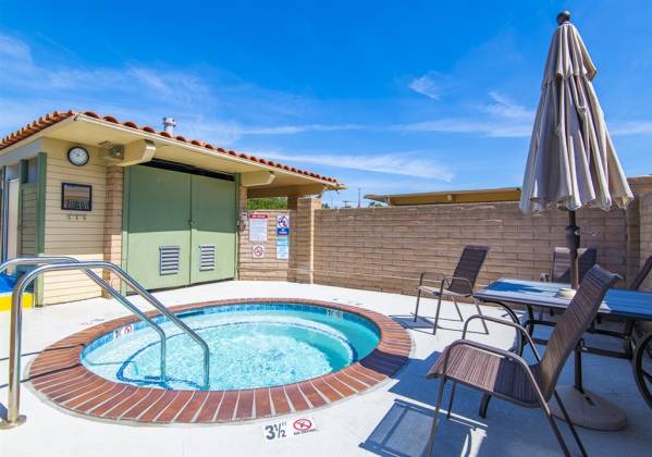 444 El Camino Real, Encinitas, California, United States 92024, 2 Bedrooms Bedrooms, ,For sale,El Camino Real,200005602