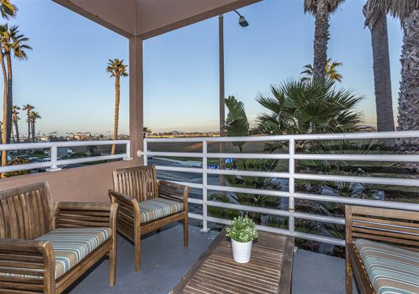 1324 Seacoast Drive, Imperial Beach, California, United States 91932, 2 Bedrooms Bedrooms, ,For sale,Seacoast Drive,200005651