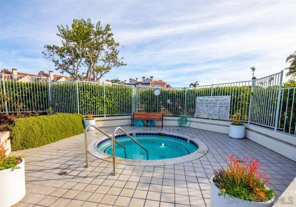 1099 1st Street, Coronado, California, United States 92118, 2 Bedrooms Bedrooms, ,1 BathroomBathrooms,For sale,1st Street,200005720