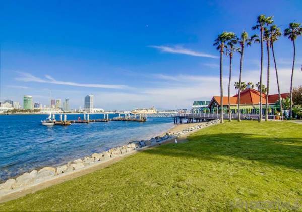 1120 1st St, Coronado, California, United States 92118, 3 Bedrooms Bedrooms, ,1 BathroomBathrooms,For sale,1st St,200005721