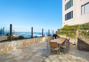 240 Coast Blvd, La Jolla, California, United States 92037, 2 Bedrooms Bedrooms, ,For sale,Coast Blvd,200005791