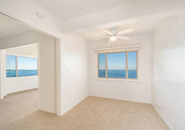 240 Coast Blvd, La Jolla, California, United States 92037, 2 Bedrooms Bedrooms, ,For sale,Coast Blvd,200005791