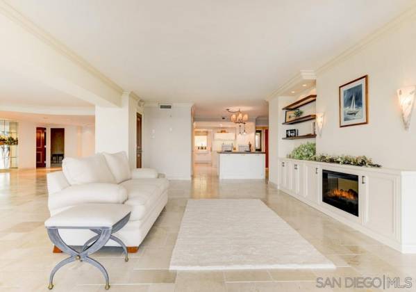 939 Coast, La Jolla, California, United States 92037, 3 Bedrooms Bedrooms, ,For sale,Coast,200005848