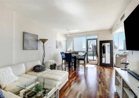 325 7Th Ave, San Diego, California, United States 92101, 2 Bedrooms Bedrooms, ,For sale,7Th Ave,200005925