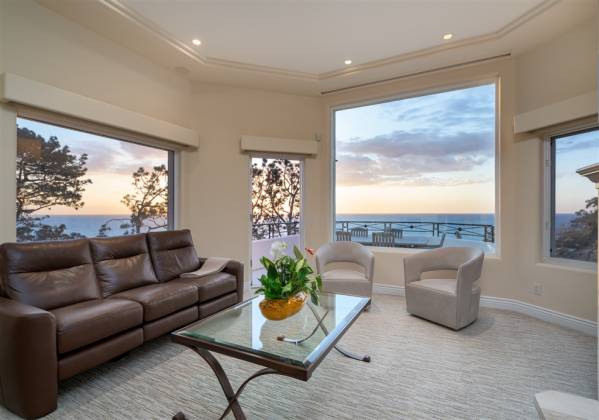 336 Ocean View Ave, Old Del Mar, California, United States 92014, 4 Bedrooms Bedrooms, ,1 BathroomBathrooms,For sale,Ocean View Ave,200005938