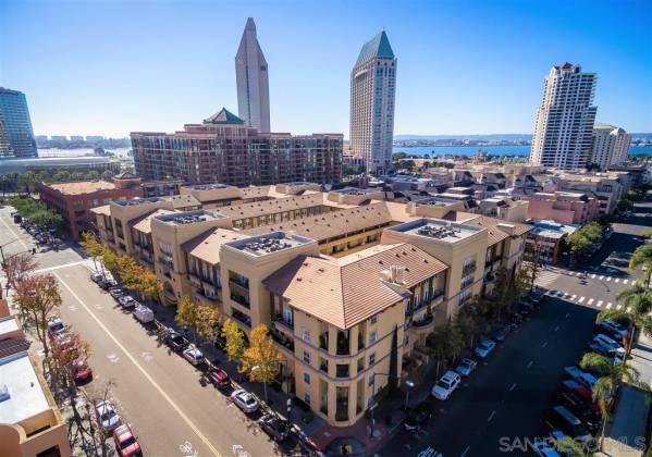 301 G St, San Diego, California, United States 92101, 2 Bedrooms Bedrooms, ,1 BathroomBathrooms,For sale,G St,200005959