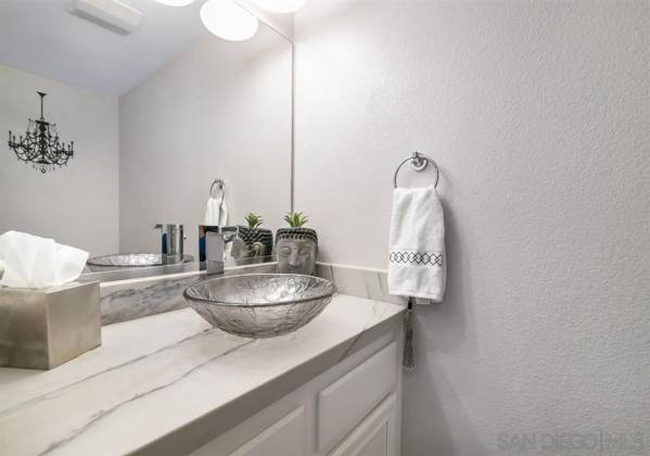 301 G St, San Diego, California, United States 92101, 2 Bedrooms Bedrooms, ,1 BathroomBathrooms,For sale,G St,200005959