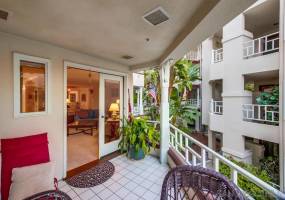 1099 1st Street, Coronado, California, United States 92118, 2 Bedrooms Bedrooms, ,1 BathroomBathrooms,For sale,1st Street,200006016