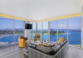 1750 Avenida del Mundo, Coronado, California, United States 92118, 2 Bedrooms Bedrooms, ,For sale,Avenida del Mundo,200006185