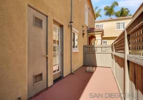 2761 A St, San Diego, California, United States 92102, 2 Bedrooms Bedrooms, ,1 BathroomBathrooms,For sale,A St,200006210