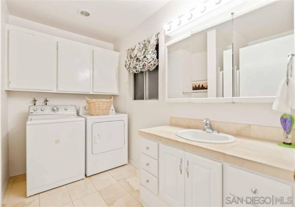 4536 Tivoli, san diego, California, United States 92107, 3 Bedrooms Bedrooms, ,For sale,Tivoli,200006355