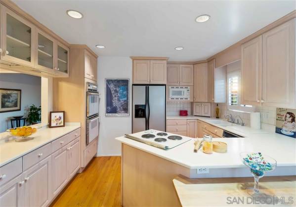 4536 Tivoli, san diego, California, United States 92107, 3 Bedrooms Bedrooms, ,For sale,Tivoli,200006355