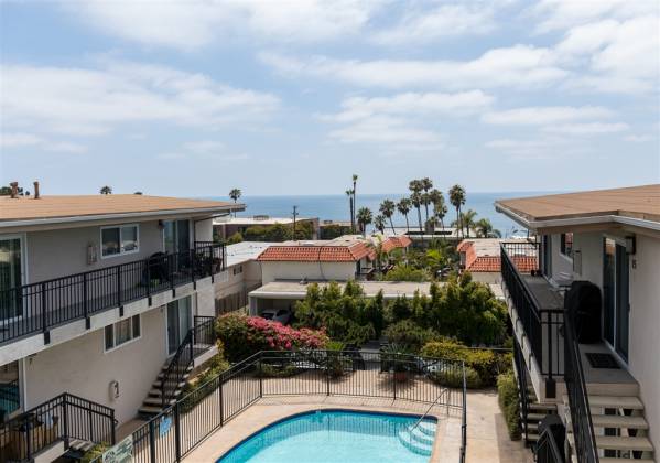 460 Camino Del Mar, Del Mar, California, United States 92014, 2 Bedrooms Bedrooms, ,For sale,Camino Del Mar,200006624