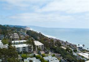 460 Camino Del Mar, Del Mar, California, United States 92014, 2 Bedrooms Bedrooms, ,For sale,Camino Del Mar,200006624