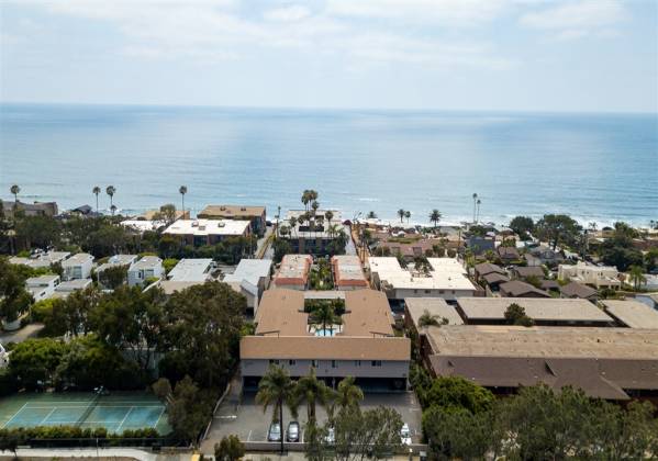 460 Camino Del Mar, Del Mar, California, United States 92014, 2 Bedrooms Bedrooms, ,For sale,Camino Del Mar,200006624