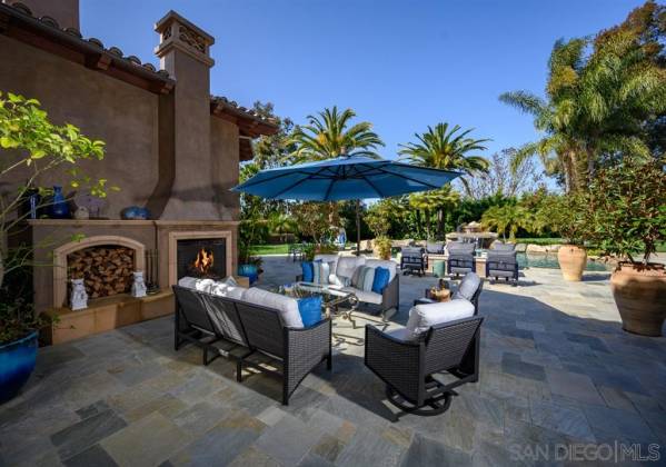 17775 Calle Mayor, Rancho Santa Fe, California, United States 92067, 6 Bedrooms Bedrooms, ,2 BathroomsBathrooms,For sale,Calle Mayor,200006681