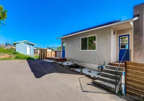 135 Hillside Ter, Vista, California, United States 92084, 3 Bedrooms Bedrooms, ,For sale,Hillside Ter,200006779