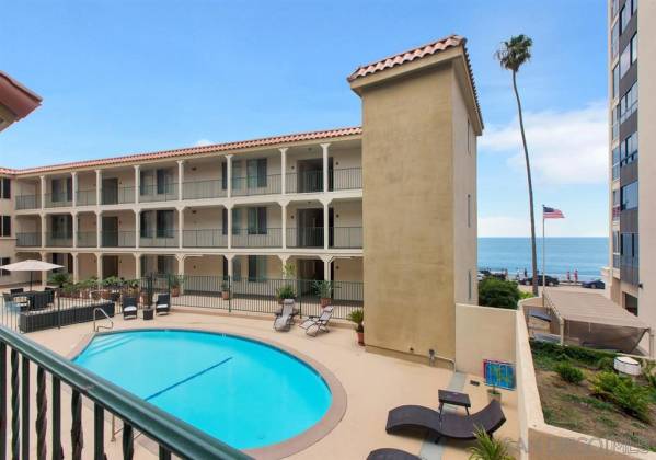 909 Coast Blvd, La Jolla, California, United States 92037, 2 Bedrooms Bedrooms, ,For sale,Coast Blvd,200006786