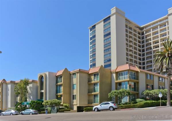 909 Coast Blvd, La Jolla, California, United States 92037, 2 Bedrooms Bedrooms, ,For sale,Coast Blvd,200006786