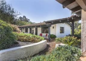 17207 El Vuelo, Rancho Santa Fe, California, United States 92067, 4 Bedrooms Bedrooms, ,2 BathroomsBathrooms,For sale,El Vuelo,200006839