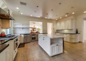 4021 Bandini, San Diego, California, United States 92103, 3 Bedrooms Bedrooms, ,For sale,Bandini,200006861