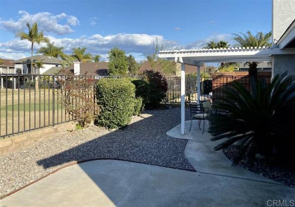 930 Sheffield Drive, Vista, California, United States 92081, 2 Bedrooms Bedrooms, ,For sale,Sheffield Drive,200006899