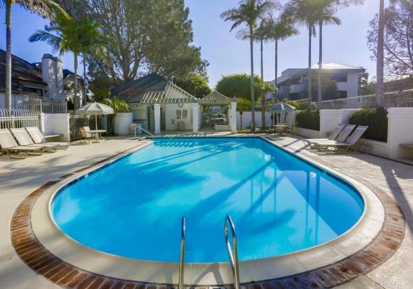 532 1/2 Via De La Valle, Solana Beach, California, United States 92075, 2 Bedrooms Bedrooms, ,For sale,Via De La Valle,200006913