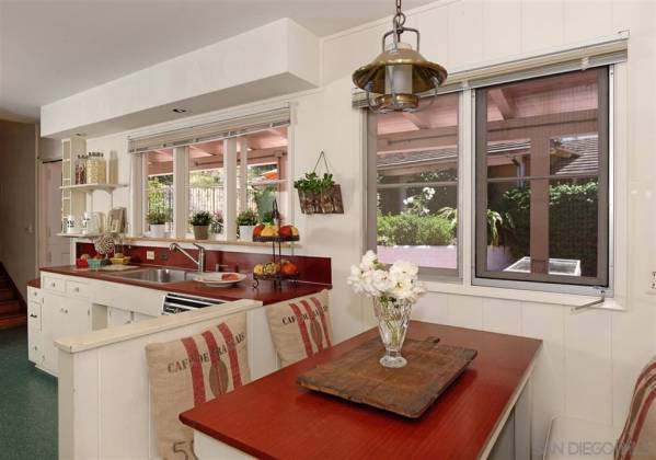 8305 Calle Del Cielo, La Jolla, California, United States 92037, 4 Bedrooms Bedrooms, ,For sale,Calle Del Cielo,200006988