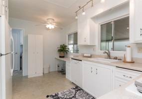 276 EL CAMINO REAL, Oceanside, California, United States 92058, 2 Bedrooms Bedrooms, ,For sale,EL CAMINO REAL,200007154