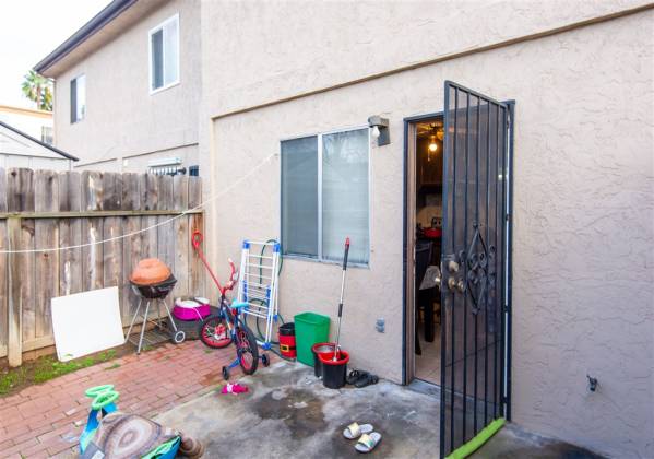 1305 Oakdale Ave, El Cajon, California, United States 92021, 2 Bedrooms Bedrooms, ,1 BathroomBathrooms,For sale,Oakdale Ave,200007225