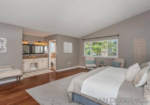 2952 Cape Cod Cir, Carlsbad, California, United States 92010, 2 Bedrooms Bedrooms, ,1 BathroomBathrooms,For sale,Cape Cod Cir,200007277