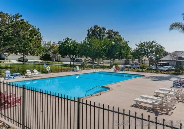 2952 Cape Cod Cir, Carlsbad, California, United States 92010, 2 Bedrooms Bedrooms, ,1 BathroomBathrooms,For sale,Cape Cod Cir,200007277