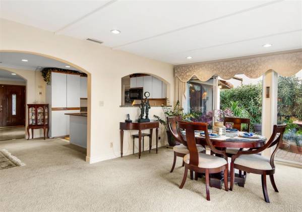 5762 desert view dr, La jolla, California, United States 92037, 4 Bedrooms Bedrooms, ,For sale,desert view dr,200007370