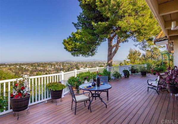 5762 desert view dr, La jolla, California, United States 92037, 4 Bedrooms Bedrooms, ,For sale,desert view dr,200007370