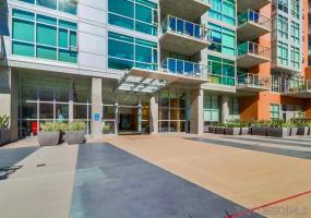 800 The Mark Ln, San Diego, California, United States 92101, 1 Bedroom Bedrooms, ,For sale,The Mark Ln,200007396