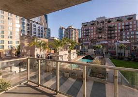 800 The Mark Ln, San Diego, California, United States 92101, 1 Bedroom Bedrooms, ,For sale,The Mark Ln,200007396