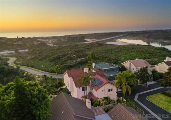 1744 Burgundy Rd, Encinitas, California, United States 92024, 4 Bedrooms Bedrooms, ,1 BathroomBathrooms,For sale,Burgundy Rd,200007581