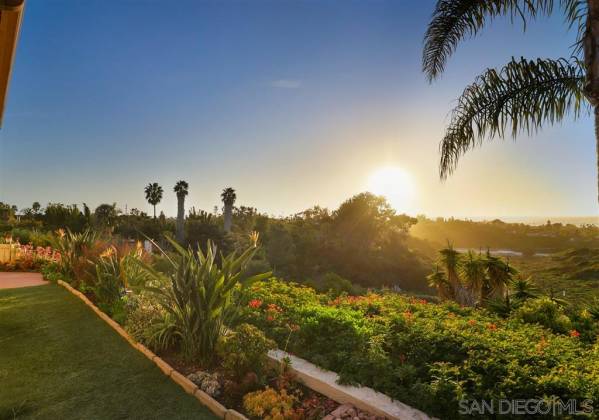 1744 Burgundy Rd, Encinitas, California, United States 92024, 4 Bedrooms Bedrooms, ,1 BathroomBathrooms,For sale,Burgundy Rd,200007581