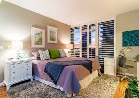 555 Front St, San Diego, California, United States 92101, 2 Bedrooms Bedrooms, ,For sale,Front St,200007657