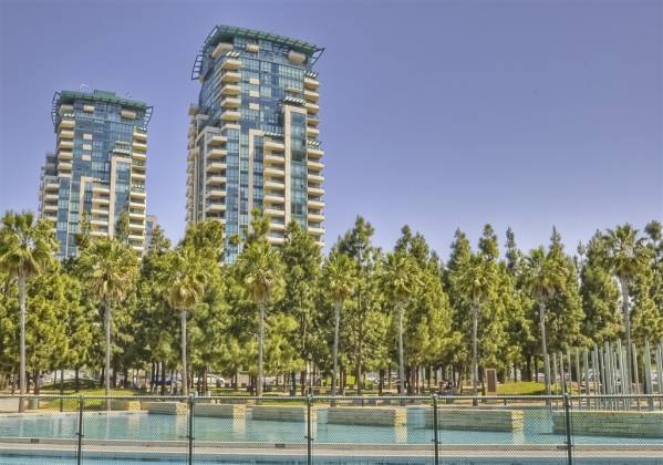 555 Front St, San Diego, California, United States 92101, 2 Bedrooms Bedrooms, ,For sale,Front St,200007657