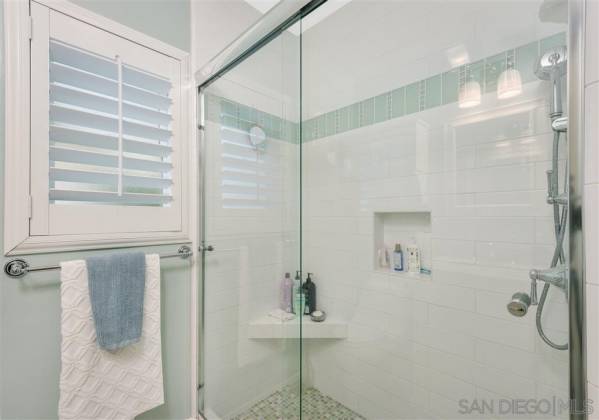 340 Glorietta Pl, Coronado, California, United States 92118, 2 Bedrooms Bedrooms, ,For sale,Glorietta Pl,200007907