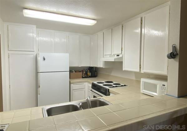 3955 Faircross Pl, San Diego, California, United States 92115, 2 Bedrooms Bedrooms, ,For sale,Faircross Pl,200007933