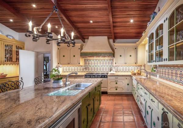 17538 El Vuelo, Rancho Santa Fe, California, United States 92067, 4 Bedrooms Bedrooms, ,1 BathroomBathrooms,For sale,El Vuelo,200007971